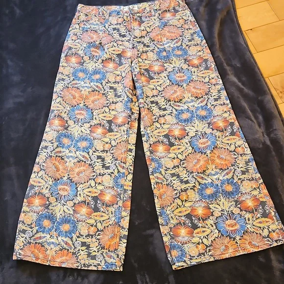 Free People Wide Leg Jeans - Picture 2 of 11